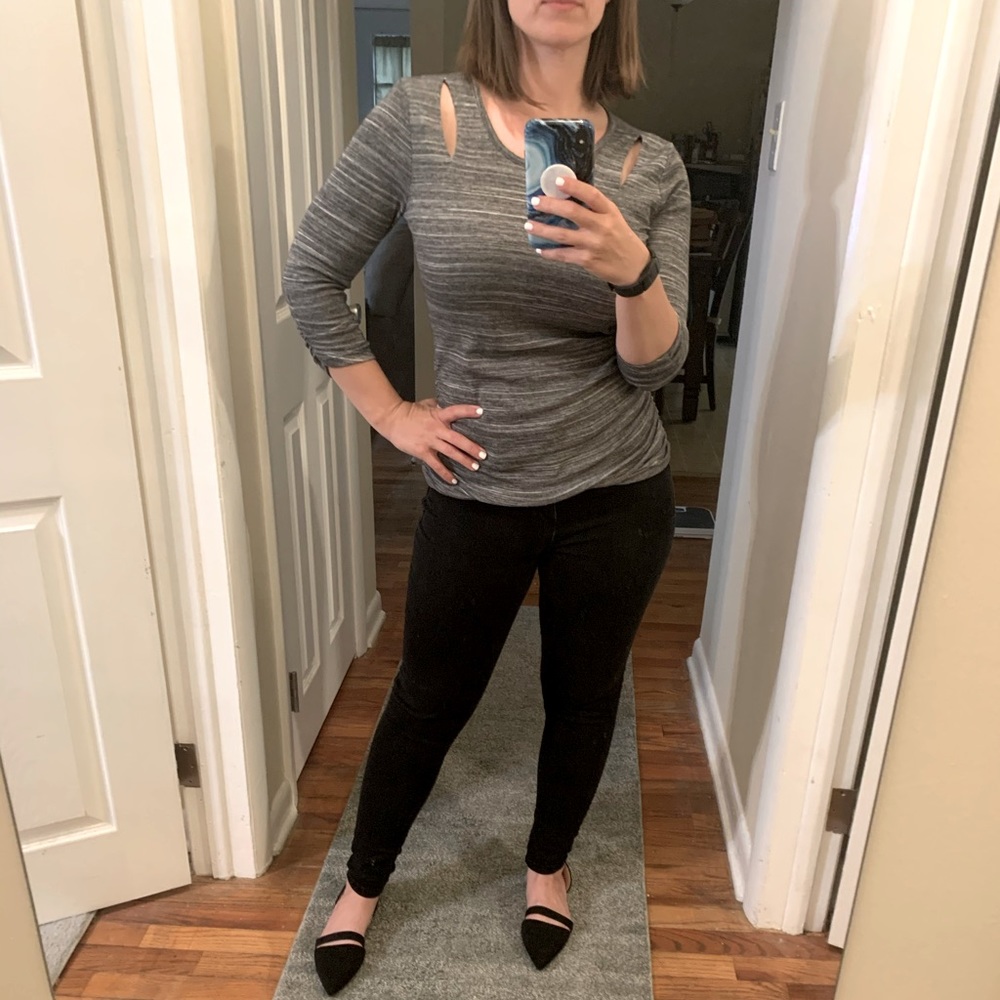 Gray 3/4 sleeve top